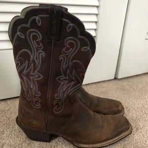 Ariat Women’s Cowboy Boots Size 8